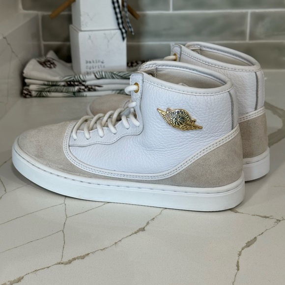Air Jordan Jasmine. Men’s Size 4. Color White. - Picture 6 of 11